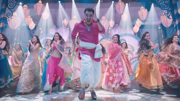 HD Pictures From Brahmotsavam Movie