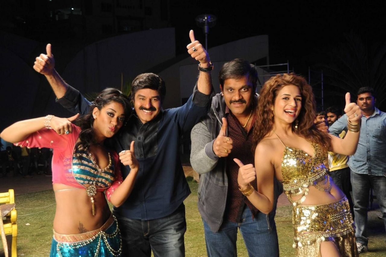 Photo Stills From Telugu Film Dictator Shooting Spot