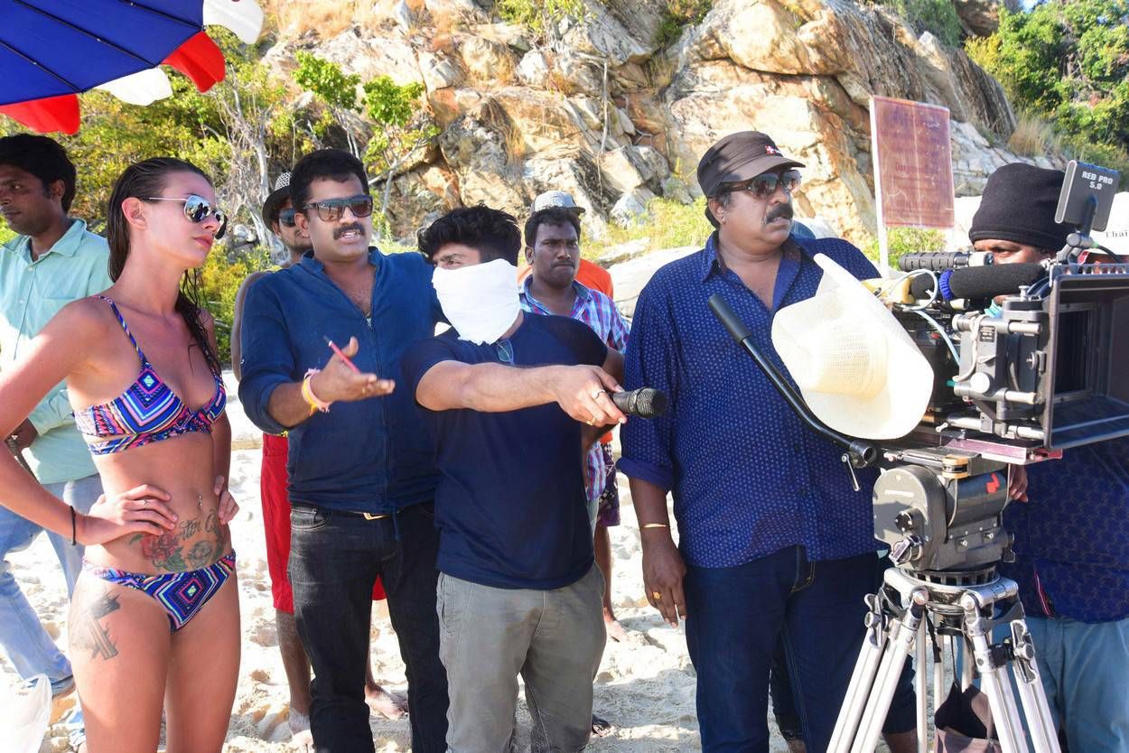 Pictures Collection From Chuttalabbai Movie Shooting Spot