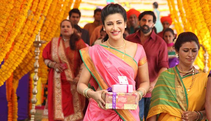 Premam Telugu Actress Shruti Haasan Beautiful Saree Stills