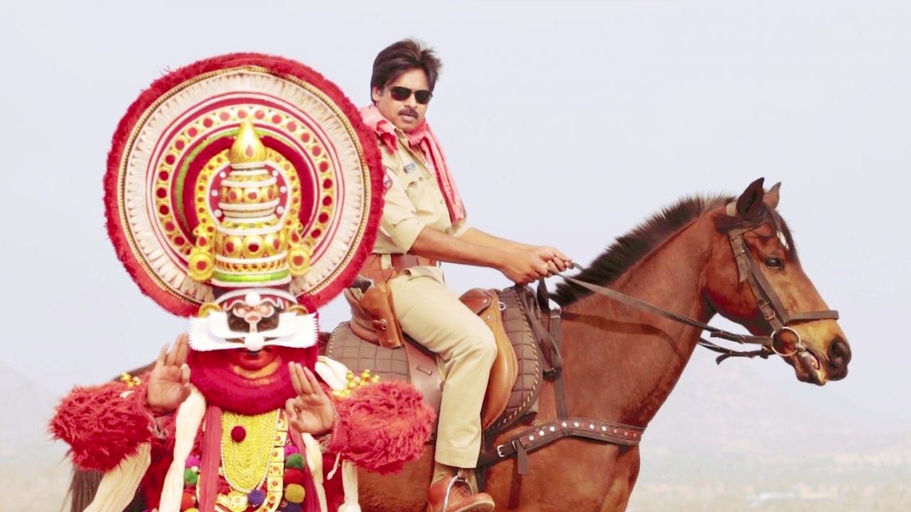 Sardaar Gabbar Singh Film Hero Pawan Kalyan In Horse Photo Stills