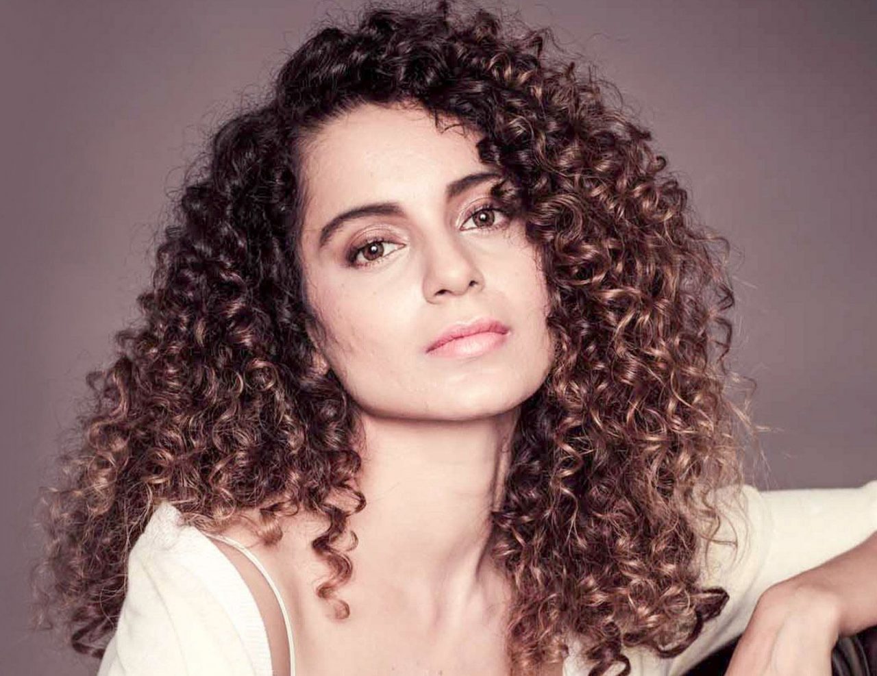 Kangana Ranaut New Hair Style Pics