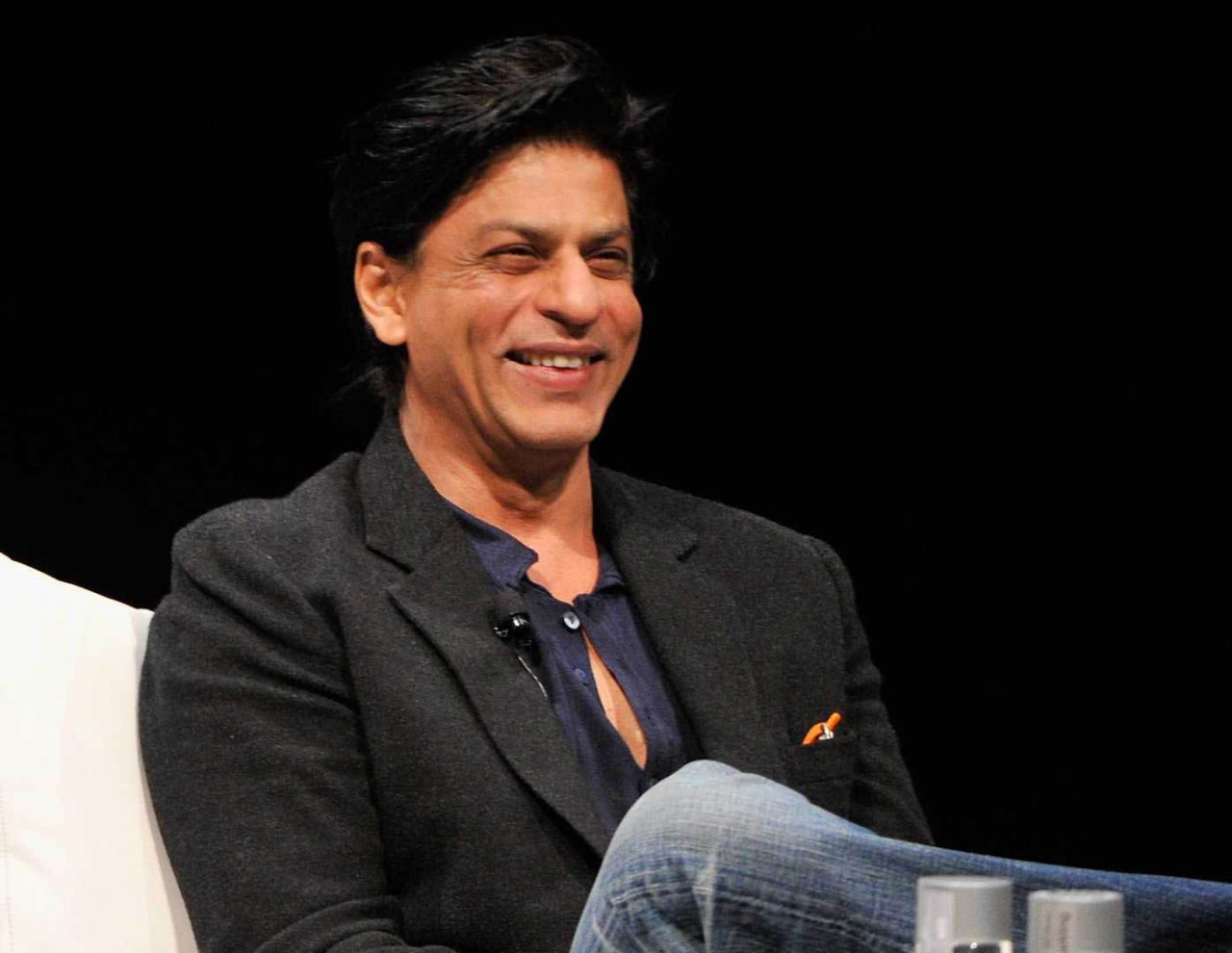 Best Smiling Pics Of Shah Rukh Khan