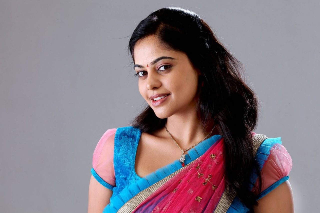 Good Looking Pics Of Bindhu Madhavi