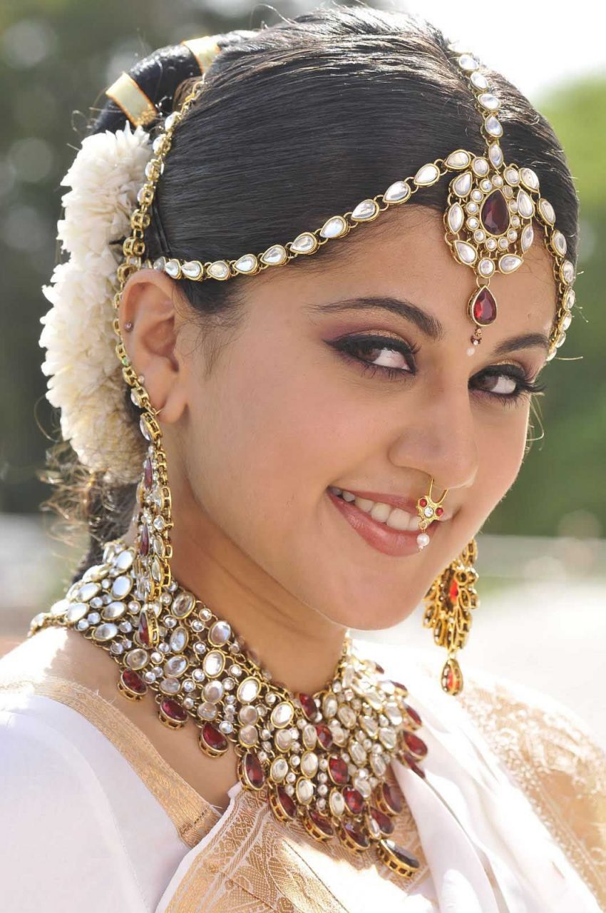 Traditional Look Image Of Tapsee Pannu