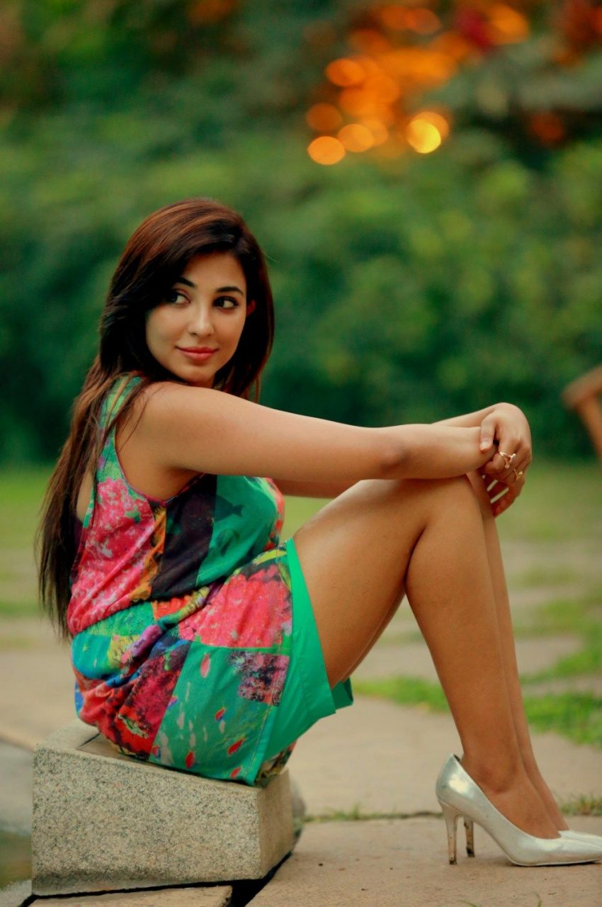 Parvatii Nair Latest Photoshoot Image