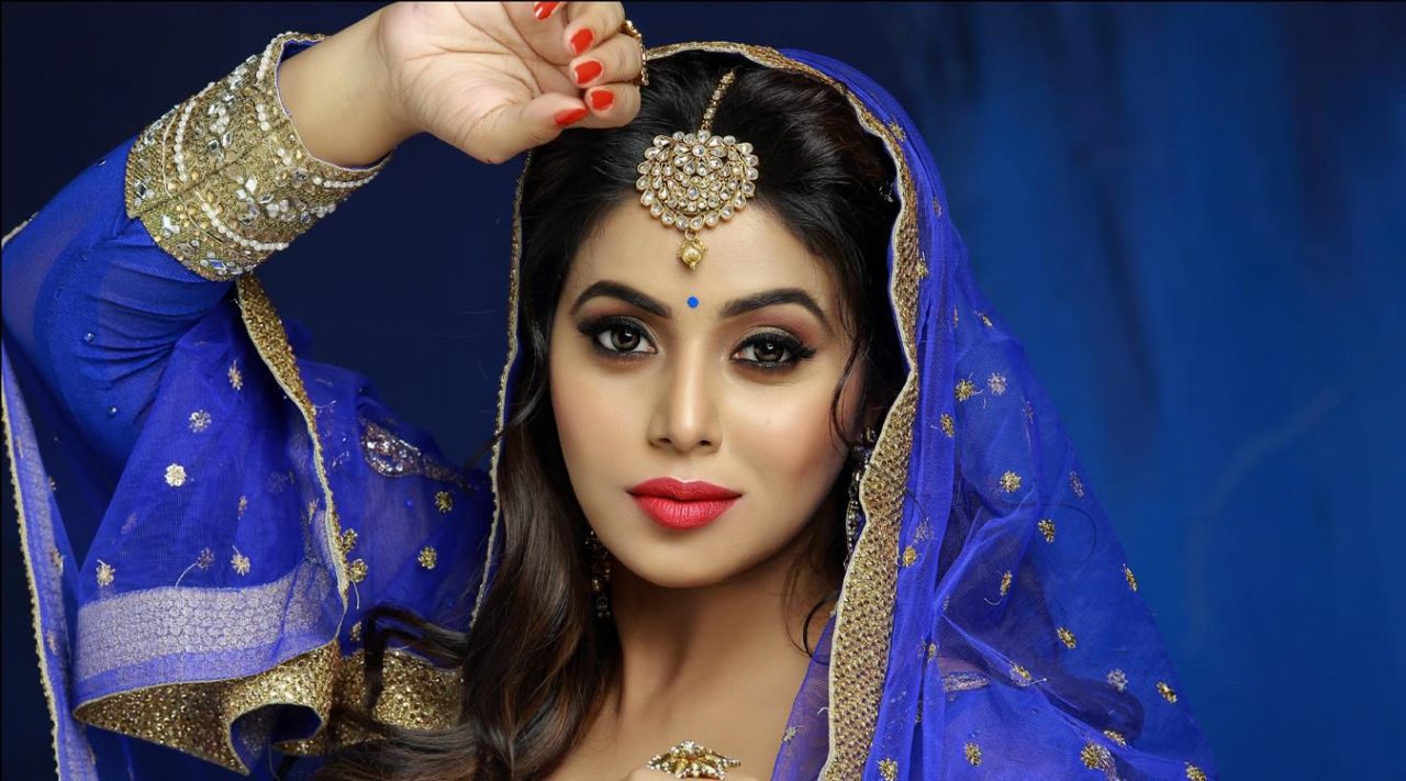 Shamna Kasim Graceful Look Pics