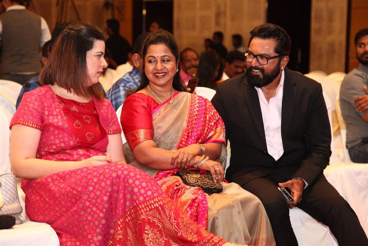 Sarath Kumar With His Wife And Daughter