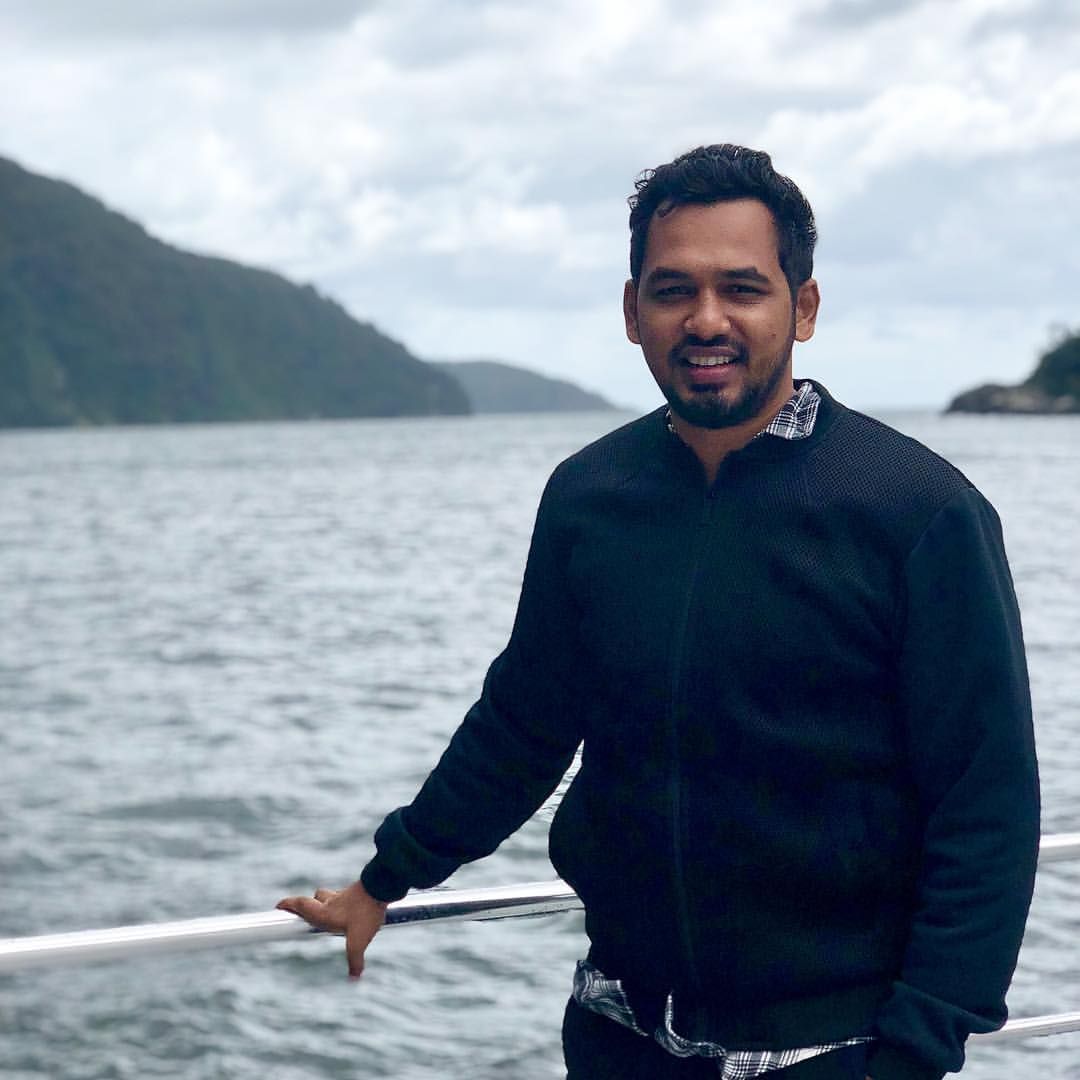 Cool And Casual Look Photos Of Hiphop Tamizha