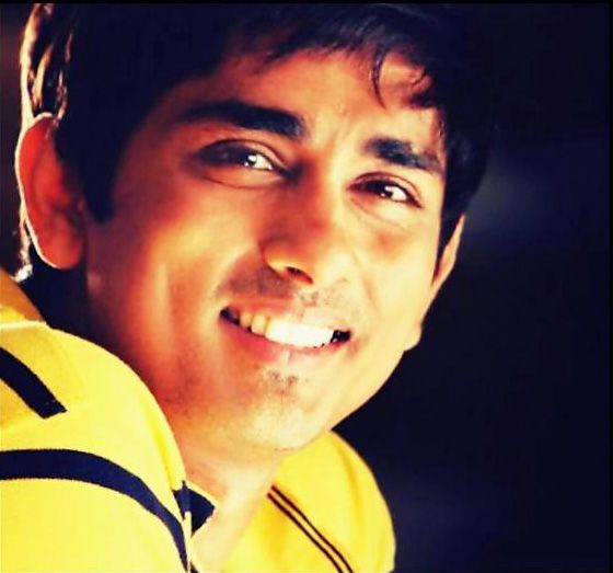 Cute Smile And Good Looking Photos Of Siddharth