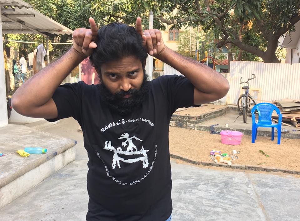 Funny Look Pics Of Attakathi Dinesh