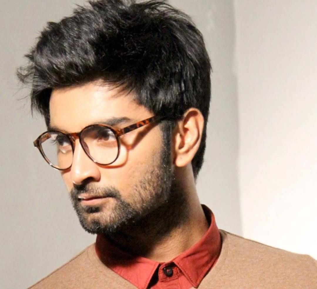 Hot And Classy Look Pics Of Atharvaa